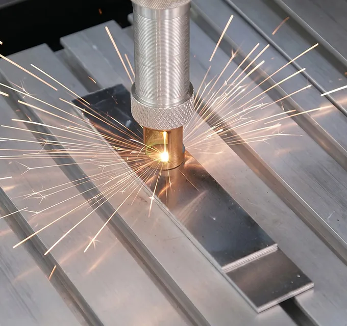 destek kollu fiber lazer punta ve dikiş kaynak makinesi - amortisörlü manipülatör kol ve baskı pencereli punta nozulu – görsel 5